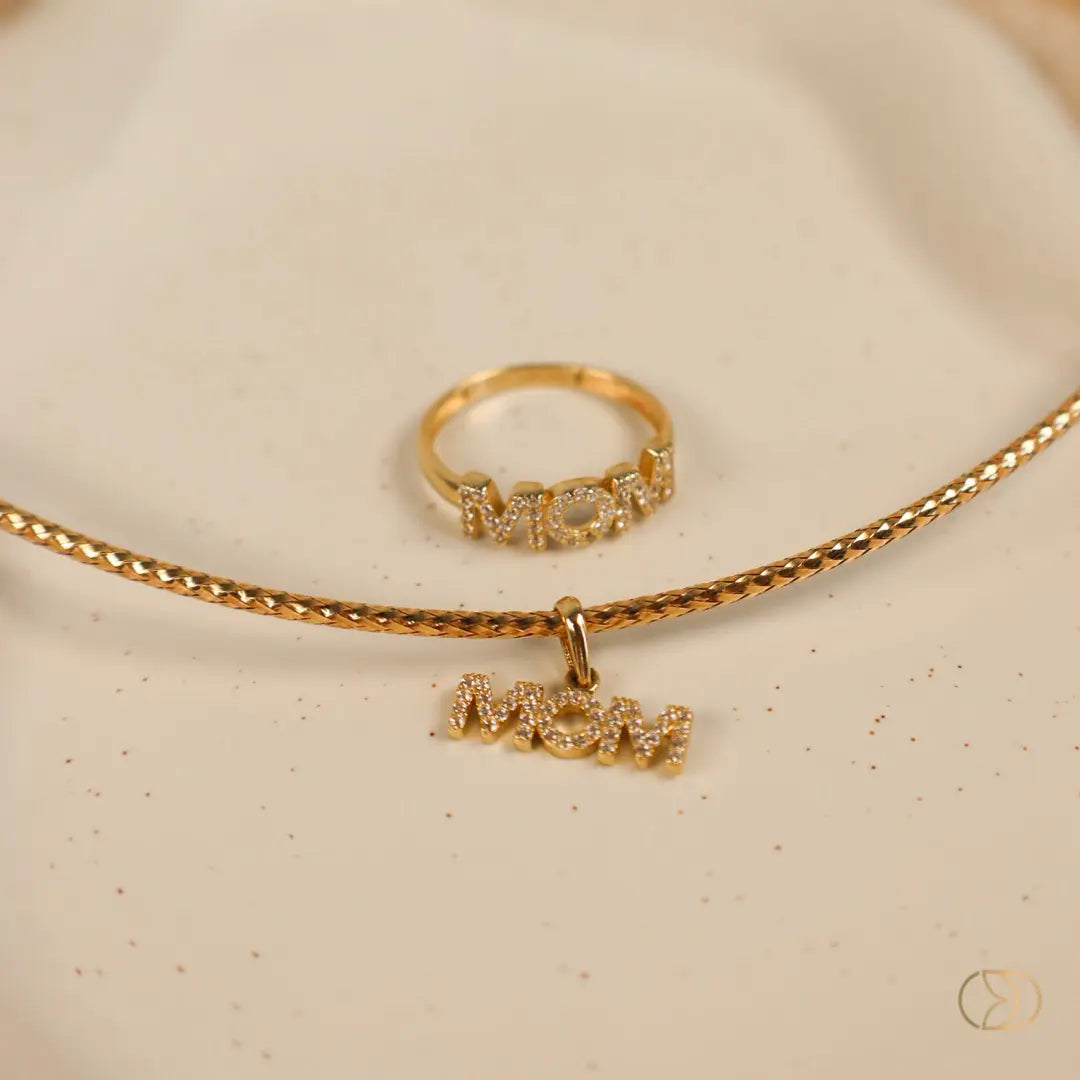 Mom Ring 14k
