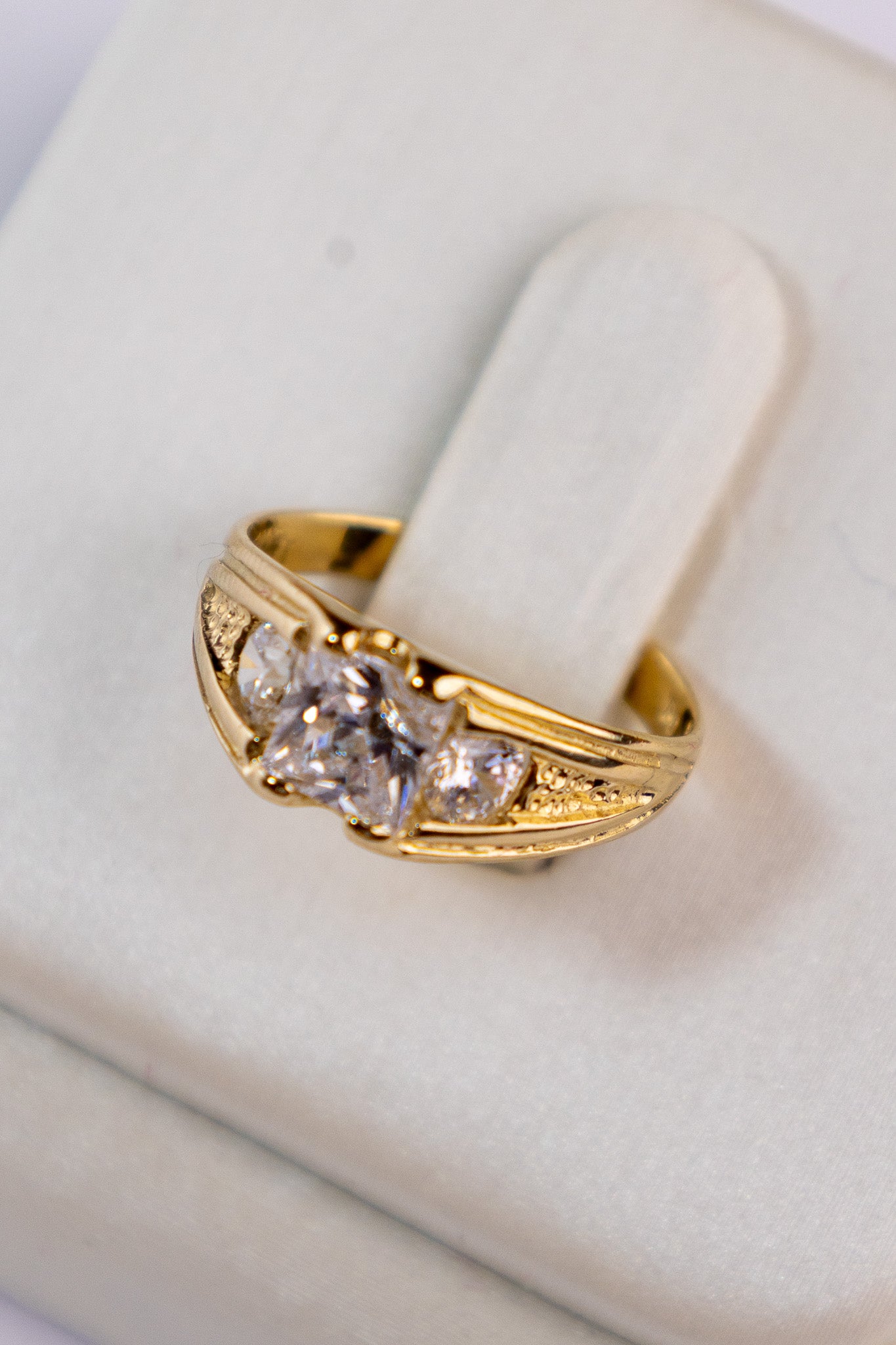 Anillo Fancy 14k