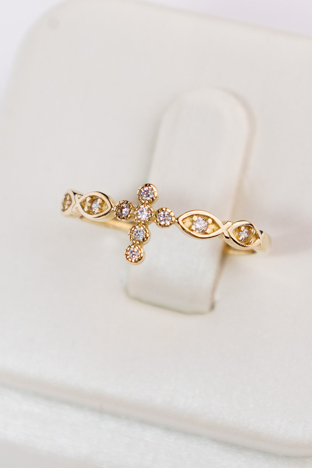 Anillo Cruz 14k