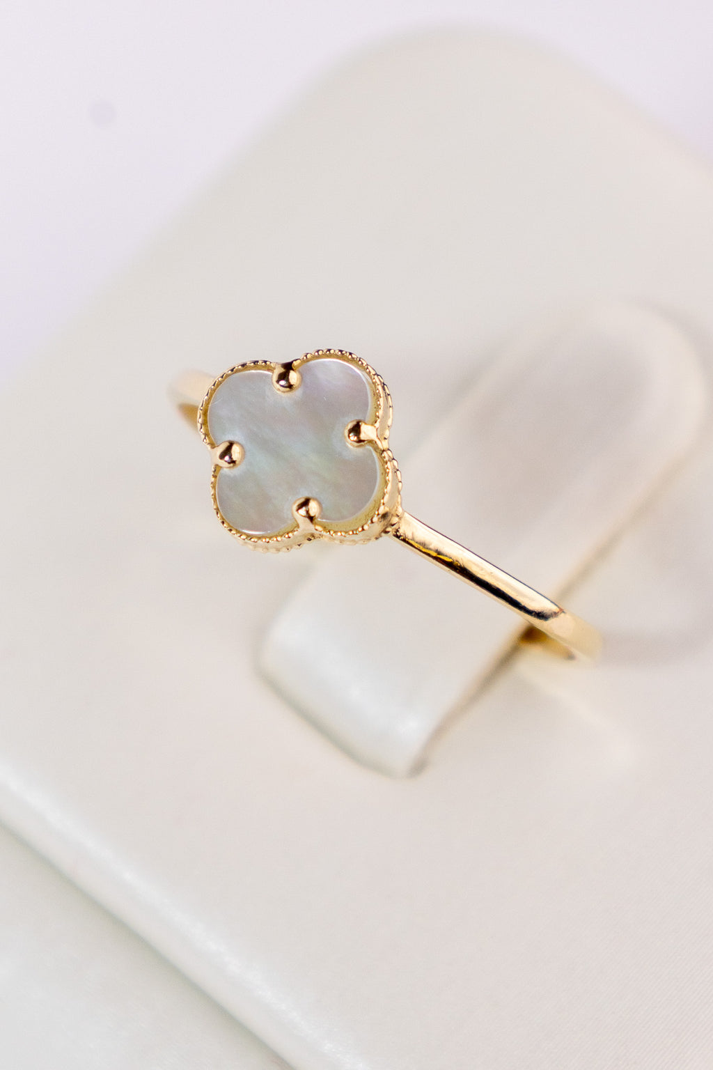 Anillo Trébol Blanco 14k