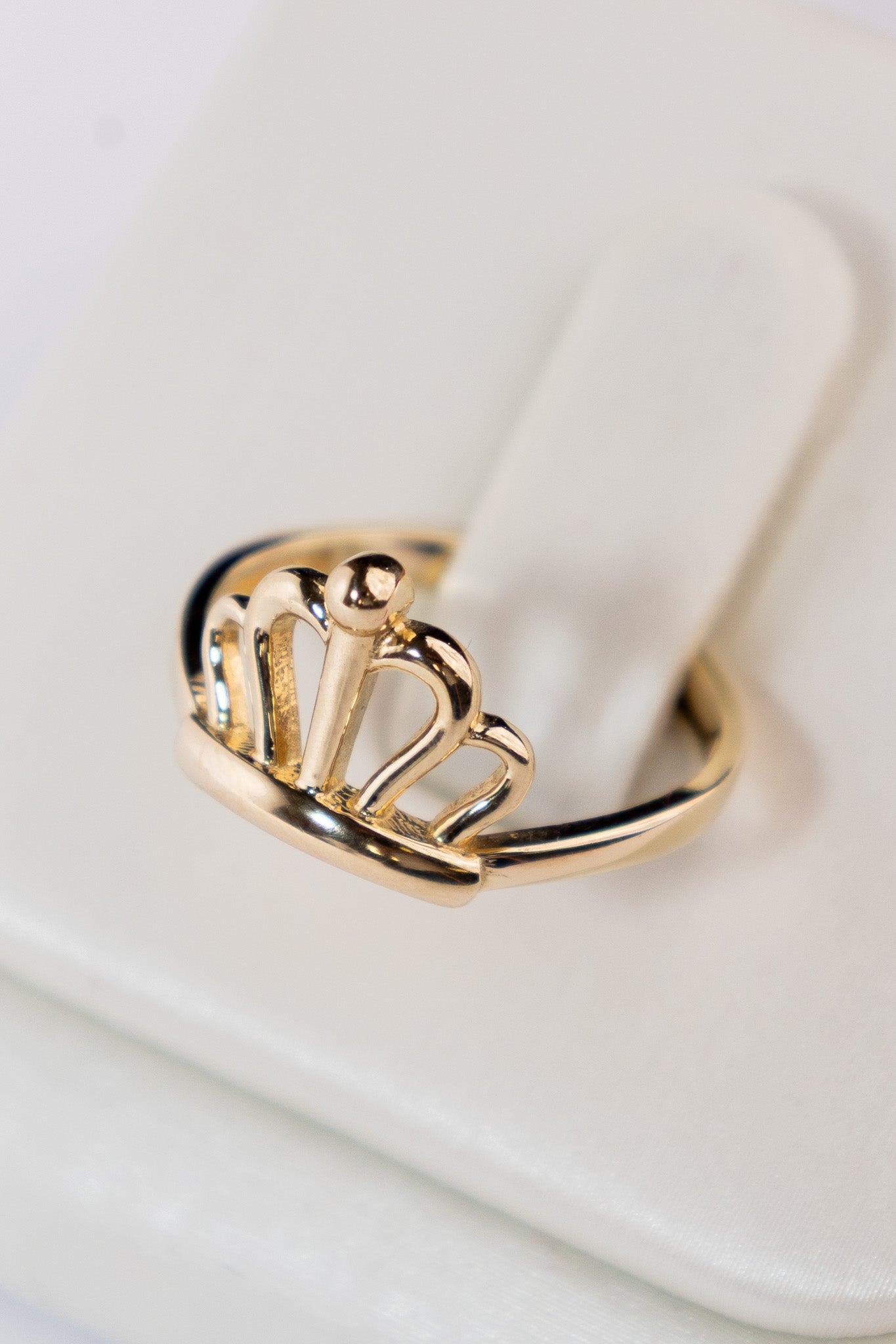 Anillo Corona 14k
